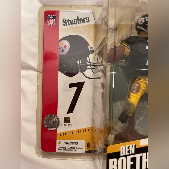 BEN ROETHLISBERGER action figure - Picture 3 of 5